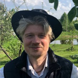 Цикл лекций  "Главные ошибки при переезде на землю", "Как сохранить семью. Практические рекомендации."
